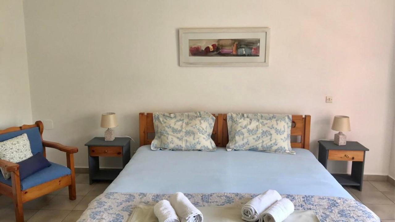Barbara'S One Bedroom Apartments Argostoli  Exterior photo